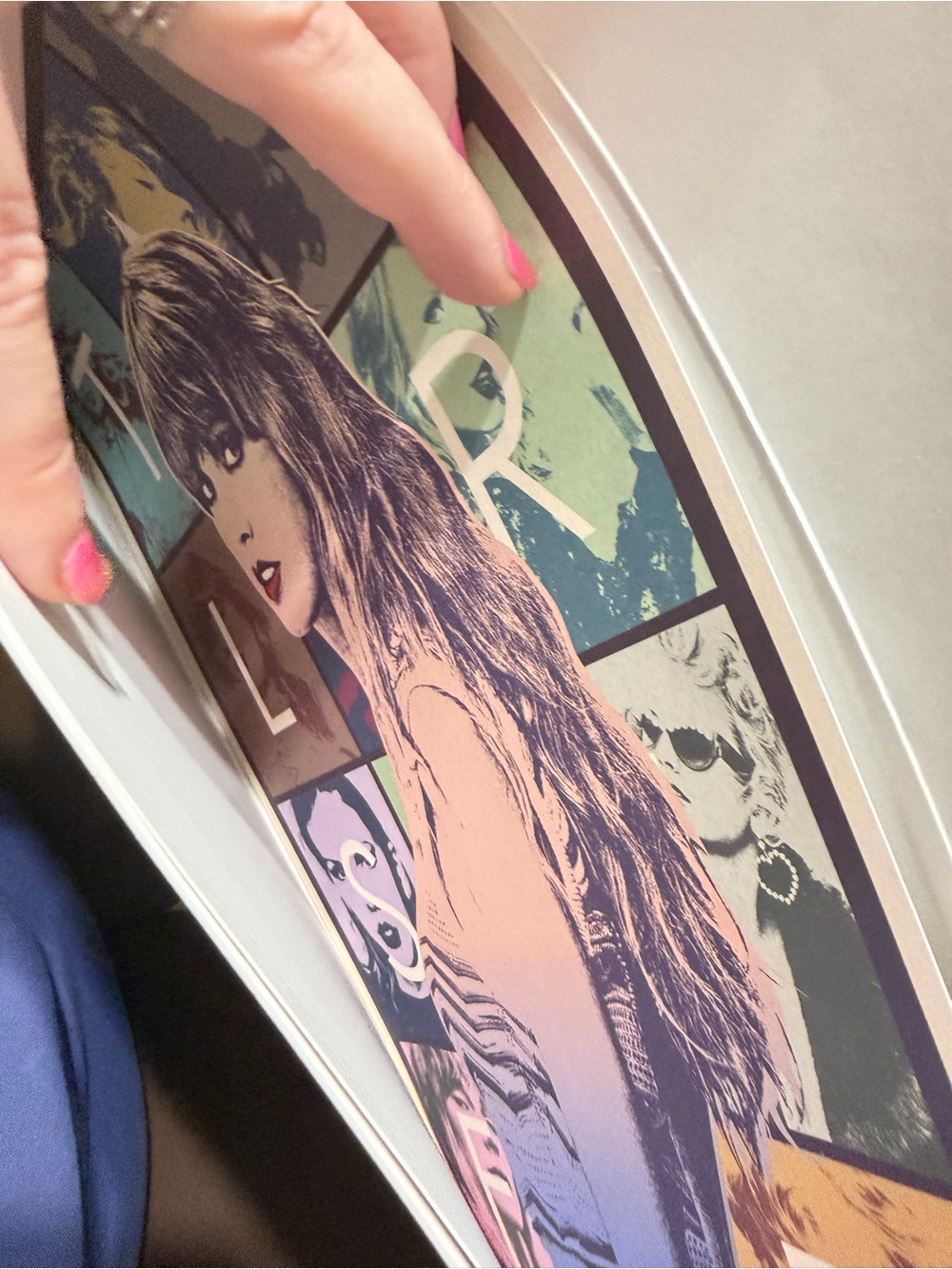 The Eras Tour Collector  VIP Box - Picture 12 of 14
